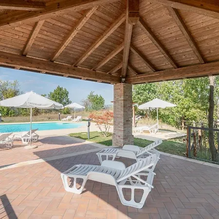 Apartment Rosa 3 *